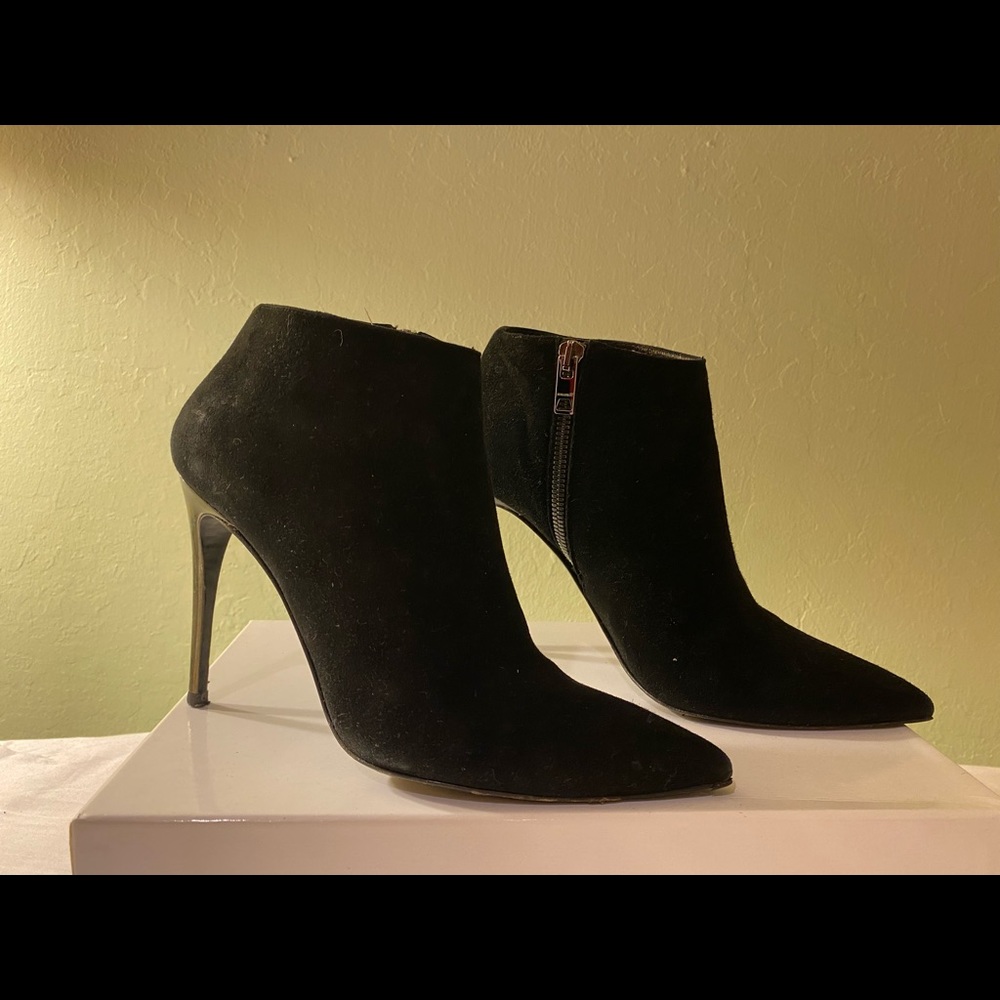 Burberry suede stiletto boot